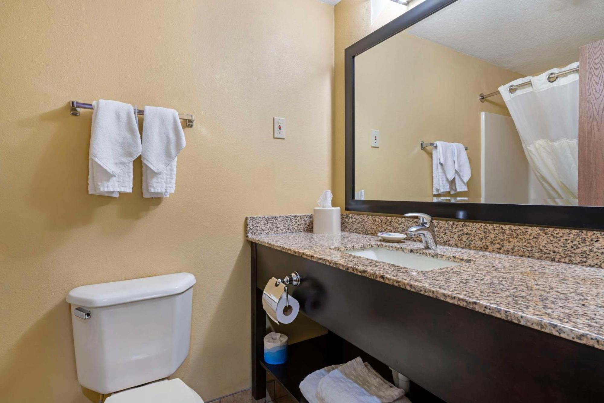 Best Western Cascade Inn & Suites Troutdale Buitenkant foto