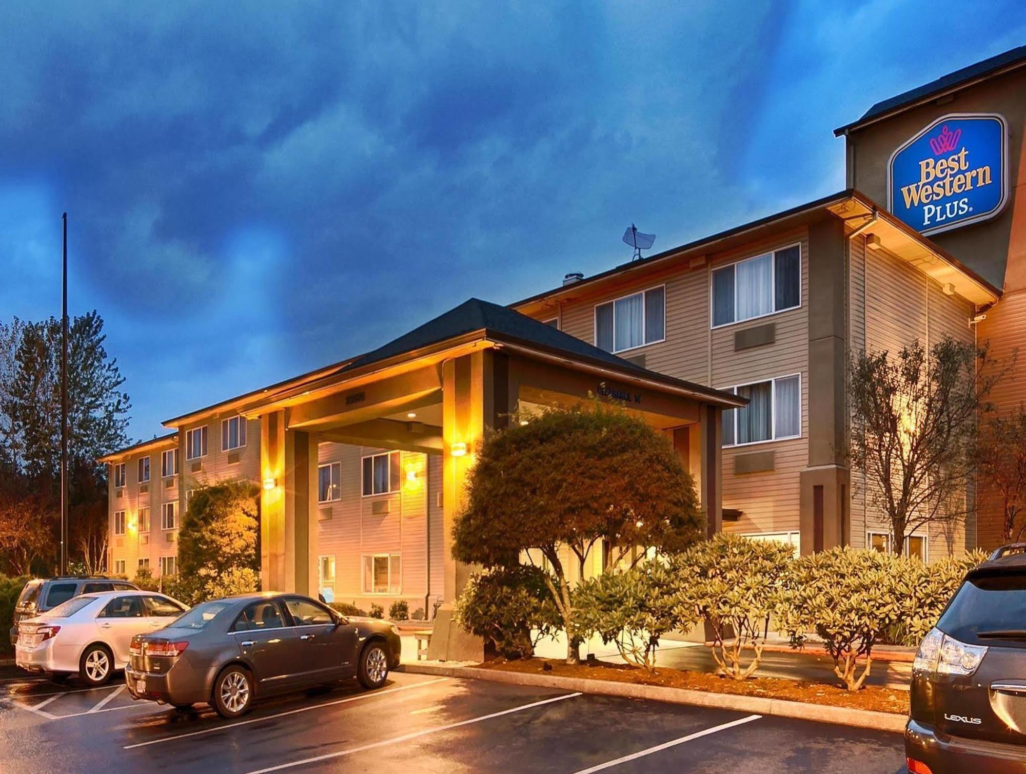 Best Western Cascade Inn & Suites Troutdale Buitenkant foto